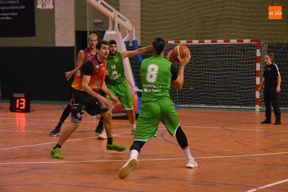 La Federación de Baloncesto ofrece formación online gratuita para entrenadores