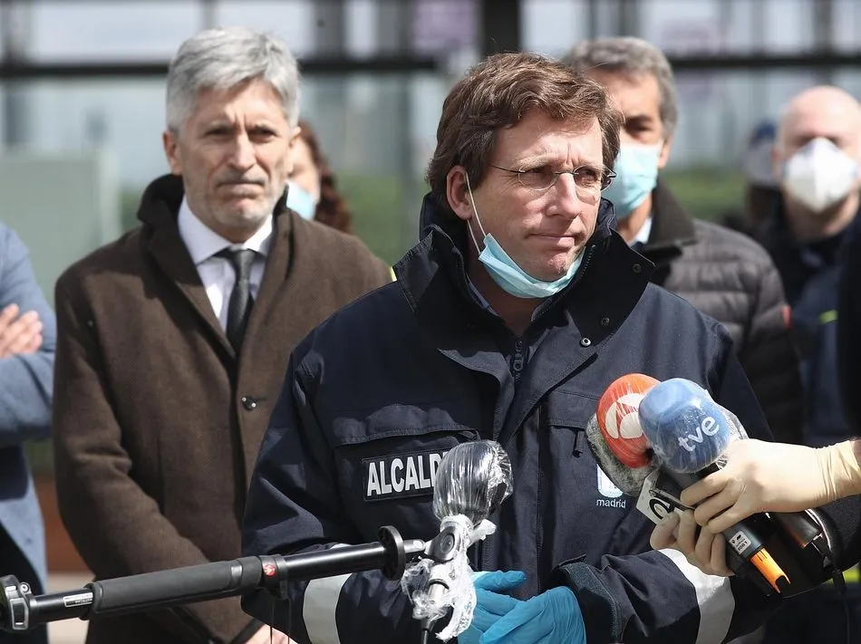 Almeida ve injusto el bulo de que los madrileños hacen un éxodo en masa