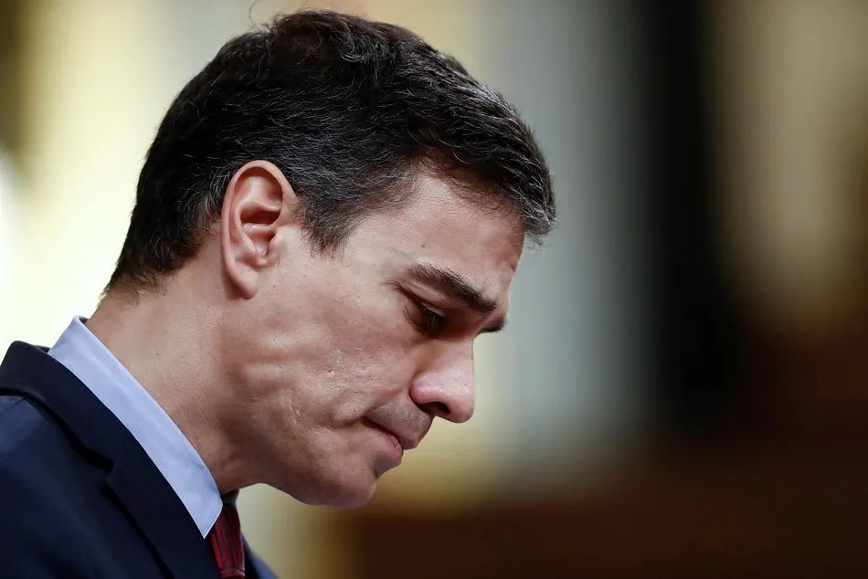 El presidente del Gobierno, Pedro Sánchez, durante su intervención en el pleno del Congreso celebrado este jueves para aprobar una nueva prórroga del estado de alarma - Pool
