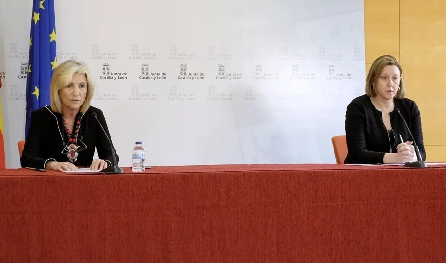 Verónica Casado e Isabel Blanco, consejeras de Sanidad y de Familia e Igualdad de Oportunidades respectivamente