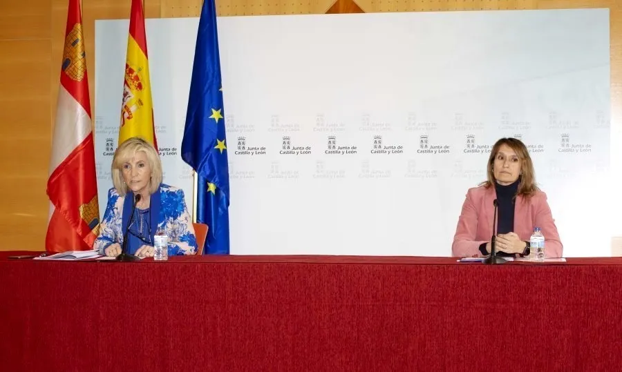 Verónica Casado y Rocío Lucas, consejeras de Sanidad y Educación respectivamente
