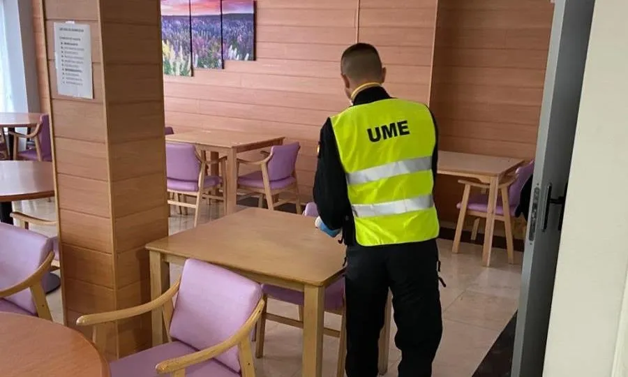 Tareas de desinfección en una residencia de Babilafuente