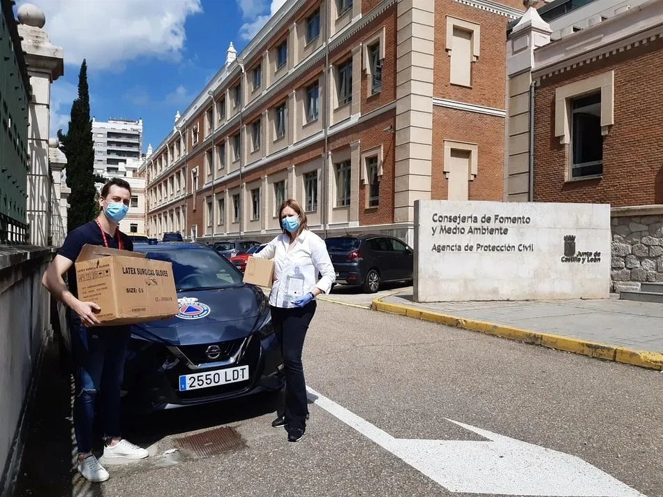 La Policía Local de Salamanca recibe material de protección de la parte de la Junta