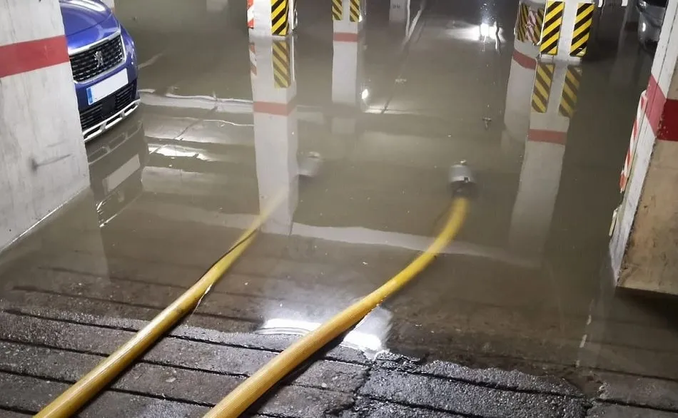 Un garaje inundado cerca de La Alamedilla. Foto: Ayto. de Salamanca