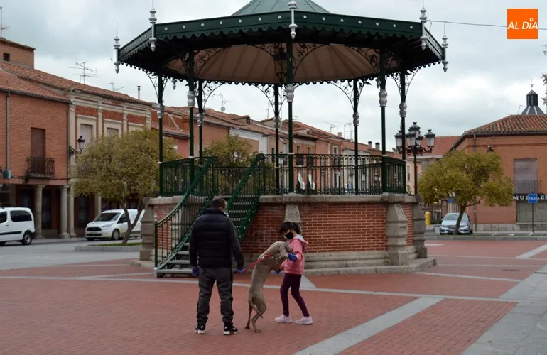 Los niños han disfrutado de sus primeras horas en las calles tras 43 días confinados
