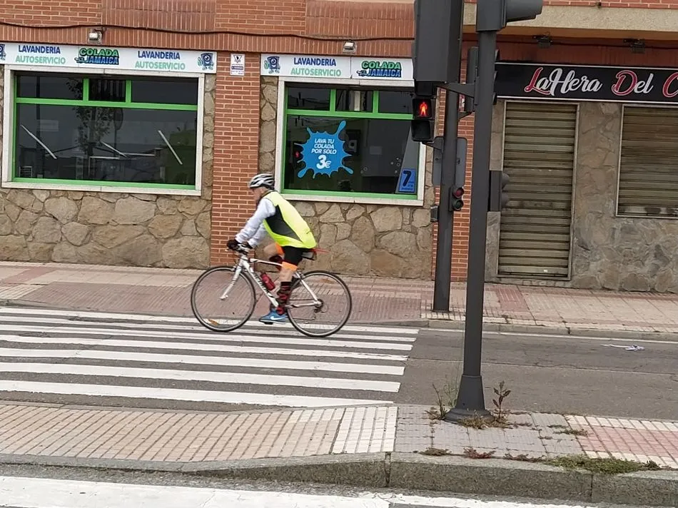 Los vecinos de Salamanca salen a practicar deporte por primera vez en mes y medio