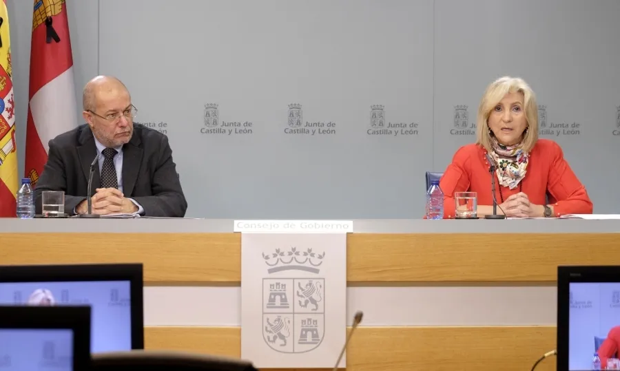 El vicepresidente y portavoz de la Junta, Francisco Igea, y a la consejera de Sanidad, Verónica Casado