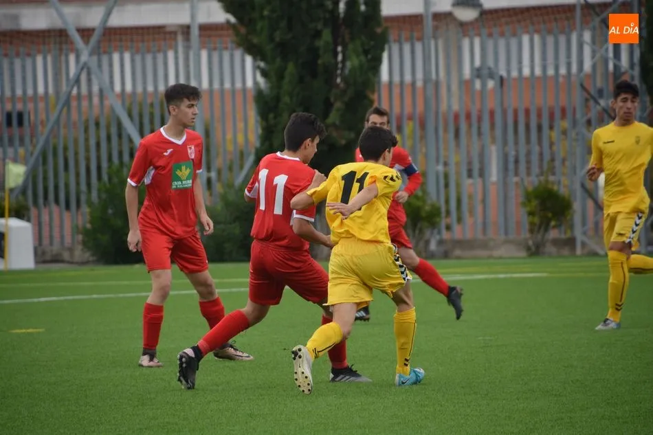 La Federación regional de fútbol da por finalizada la temporada y ajustará ascensos de...