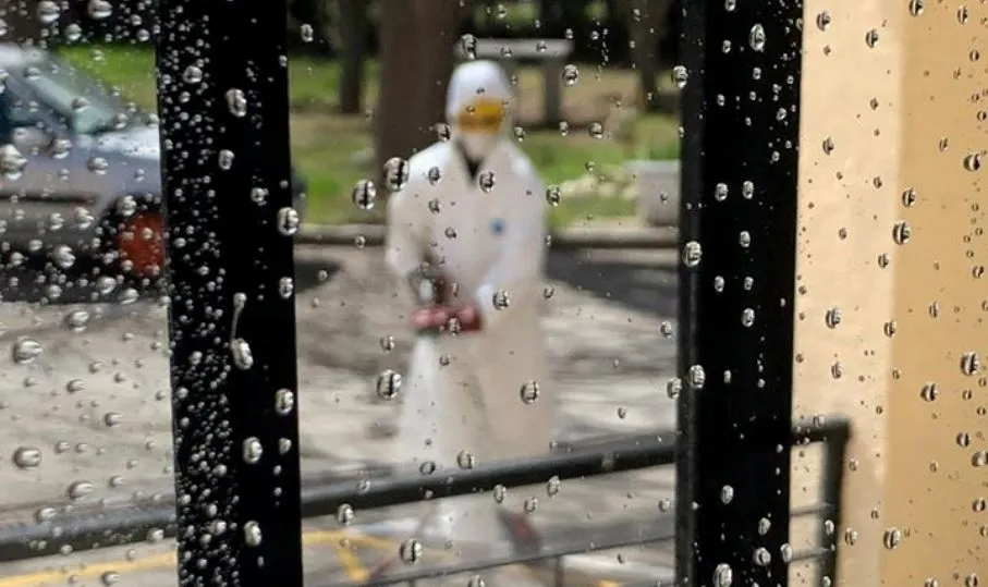 Tareas de desinfección en las instalaciones de Proyecto Hombre Salamanca