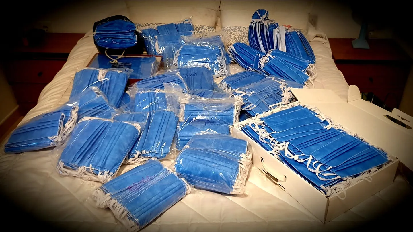 Imagen de las mascarillas publicada por Elena Sánchez.