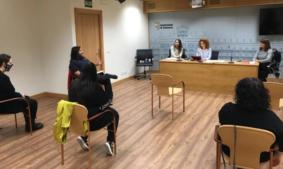 Reunión del Ayuntamiento con las adjudicatarias de las bibliotecas