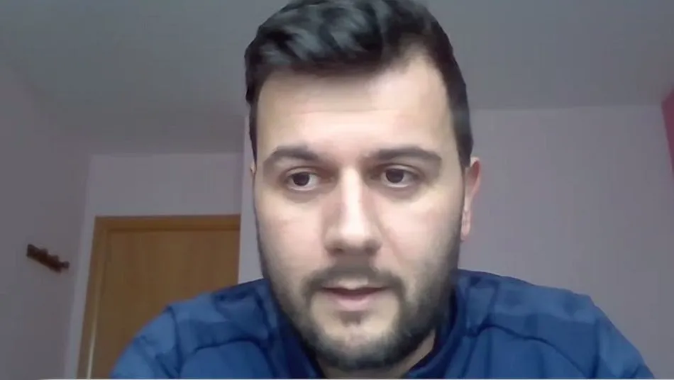 Astu, director deportivo del CD Guijuelo durante la rueda de prensa telemática