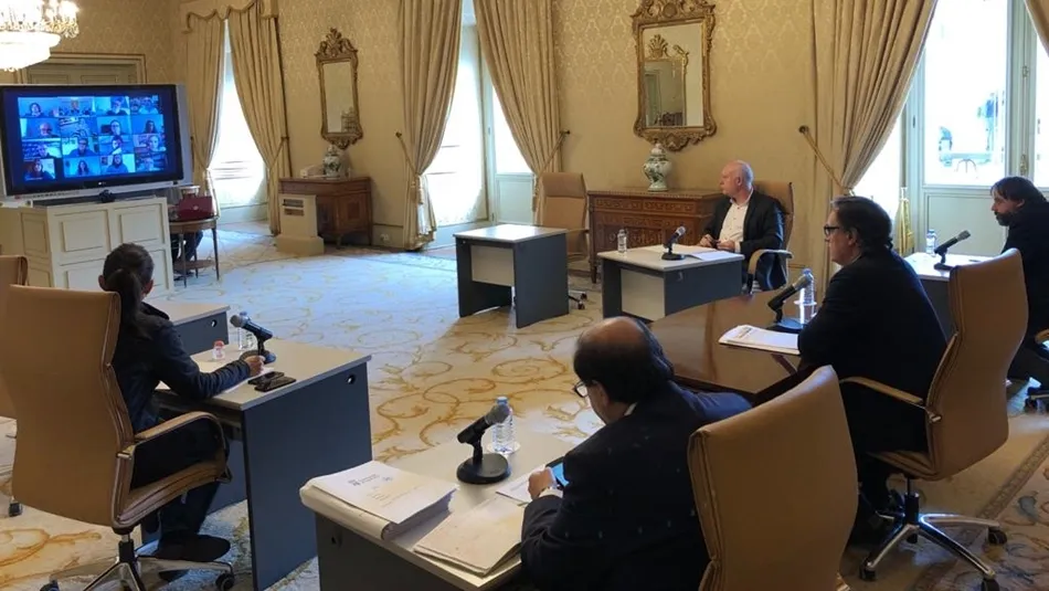 Reunión telemática del Ayuntamiento con responsables de las escuelas de español de Salamanca