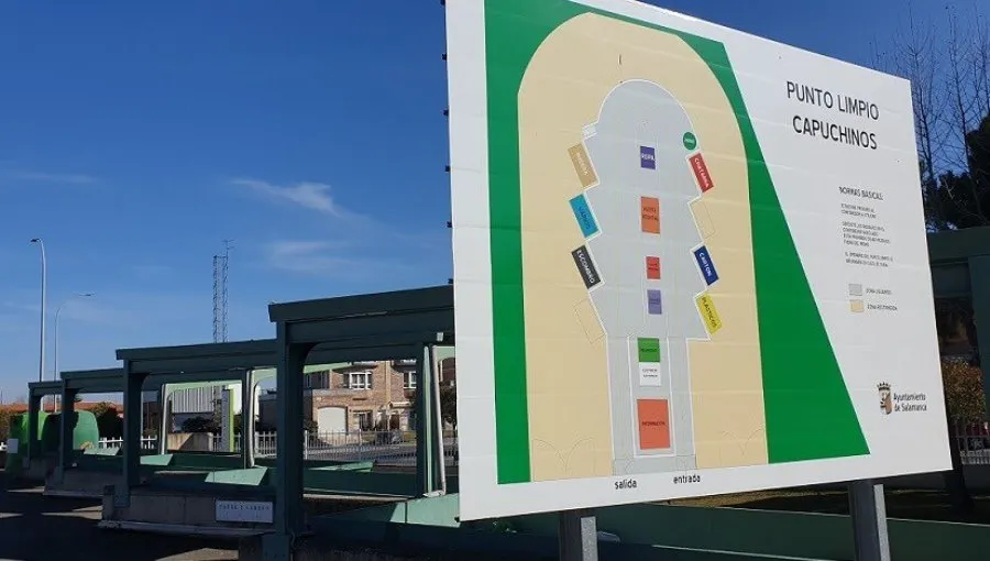 Punto Limpio de Capuchinos en la Avenida de los Valles Mineros