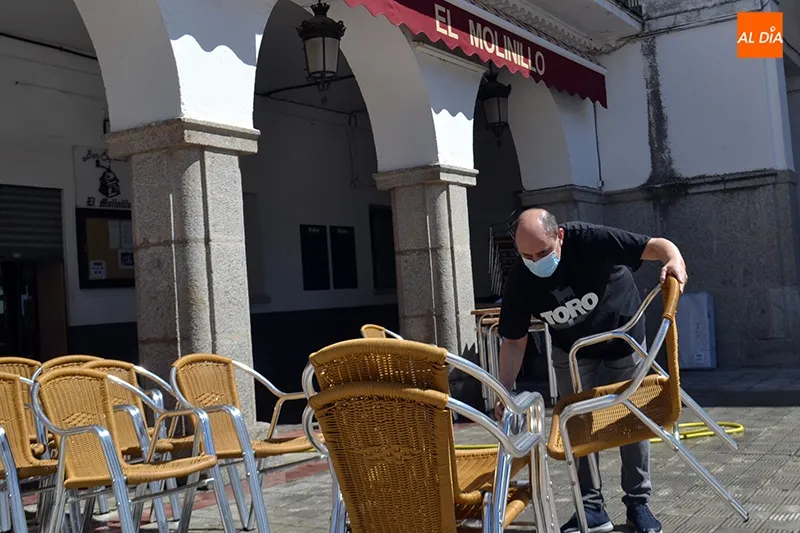 José María Manzano ultima los preparativos para reabrir al público su estabecimiento