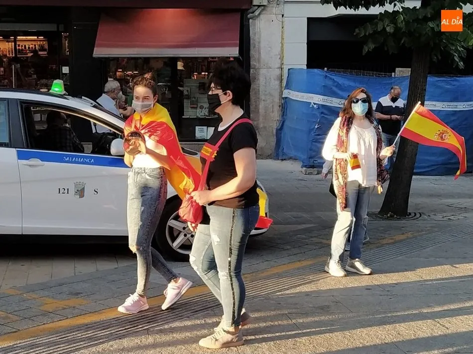 Asistentes a las protestas este viernes en Salamanca