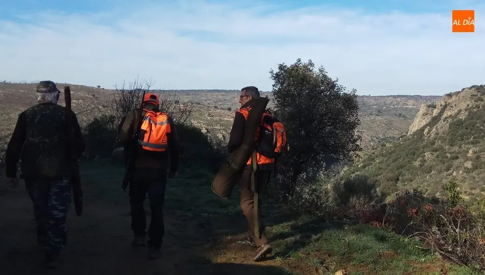 La actividad cinegérica llegó a estar suspendida por unas semanas hasta la aprobación urgente de una nueva ley / CORRAL
