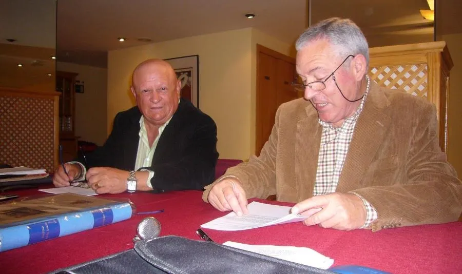 La tertulia: Un cuarto de siglo después