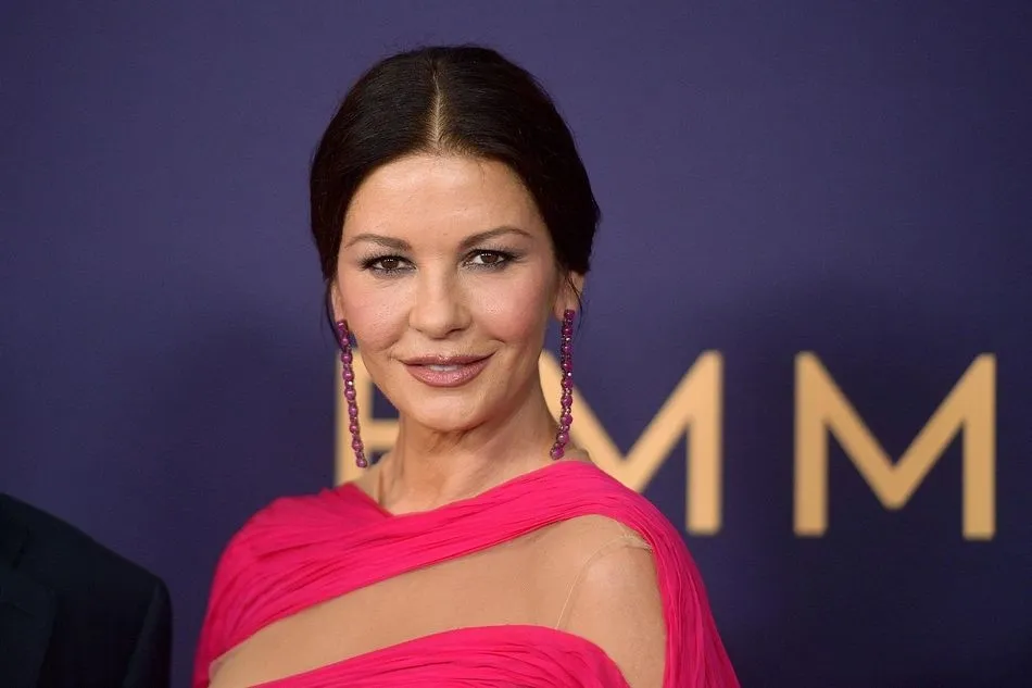 Catherine Zeta-Jones hace un alegato en contra del racismo
