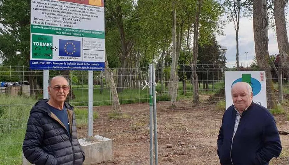 Salvador Reyes y Félix Pedraz, presidente y secretario de la Asociación de Mayores de Tejares