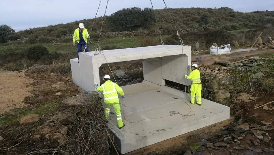 Obras de infraestructura rural en Vilvestre /FOTOS: JCyL