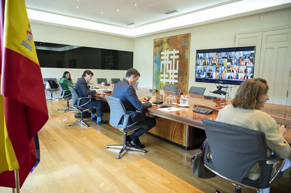 El presidente del Gobierno, Pedro Sánchez, se reúne por videoconferencia con los presidentes autonómicos - Moncloa