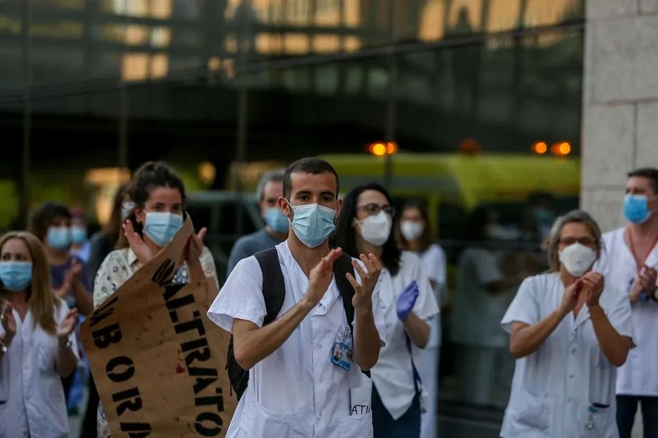 Personal sanitario del Hospital Clínico San Carlos de la Comunidad de Madrid. En Madrid (España) a 25 de mayo de 2020. - Ricardo Rubio - Europa Press