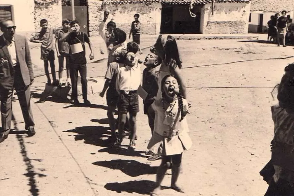 Los juegos infantiles en Ituero de Azaba