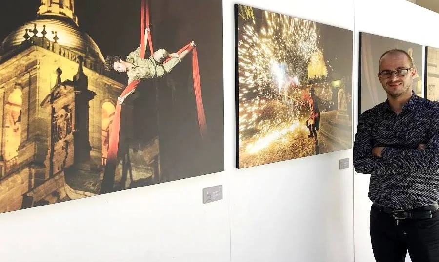 José Vicente, autor de las fotografías de esta muestra en La Salina. Foto Diputación