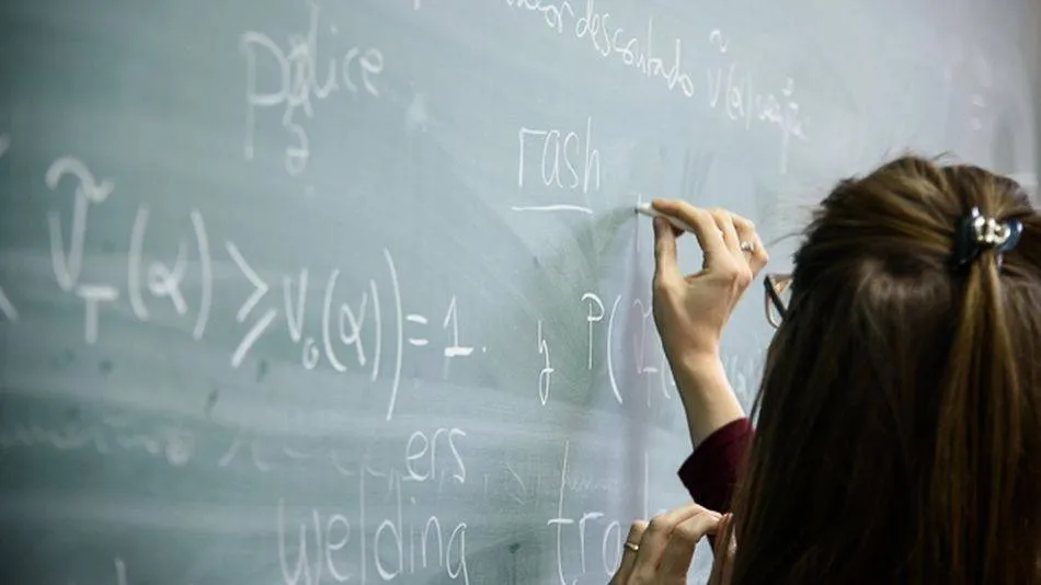 Las vacaciones de Navidad comprenderán del 23 de diciembre al 10 de enero, ambos inclusive, y las de Semana Santa, del 26 de marzo al 5 de abril