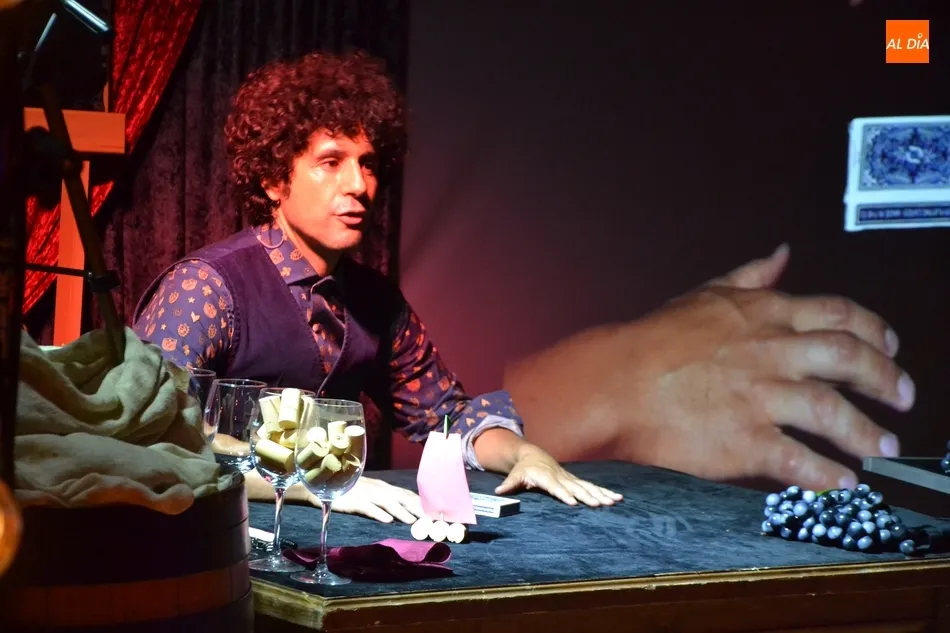  Miguel de Lucas siempre ha estado ligado a Salamanca, durante su etapa como estudiante y después como artista