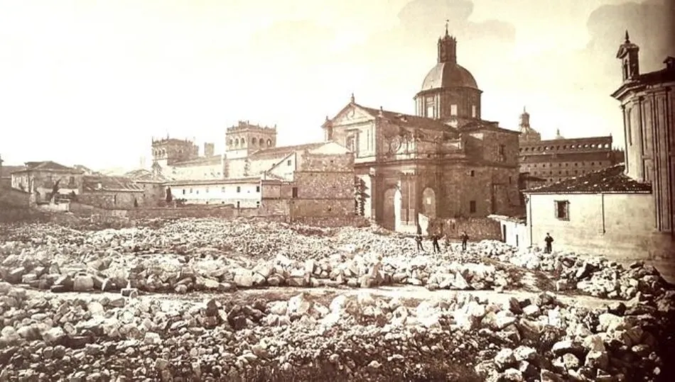 Los restos de la primera plaza de toros de Salamanca, en la segunda mitad del XIX
