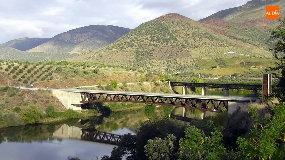 Puente internacional sobre el Águeda en Vega Terrón / E. Corredera
