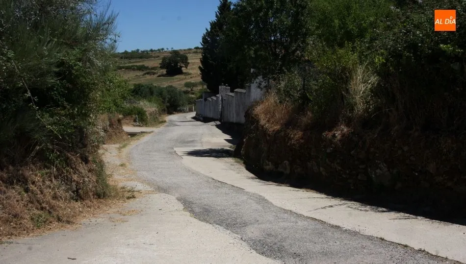 Estado del acceso al cementerio de Aldeadávila