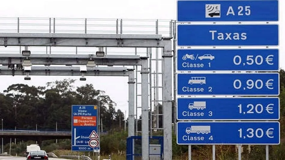 Arcos de telepeaje en la A-25 portuguesa