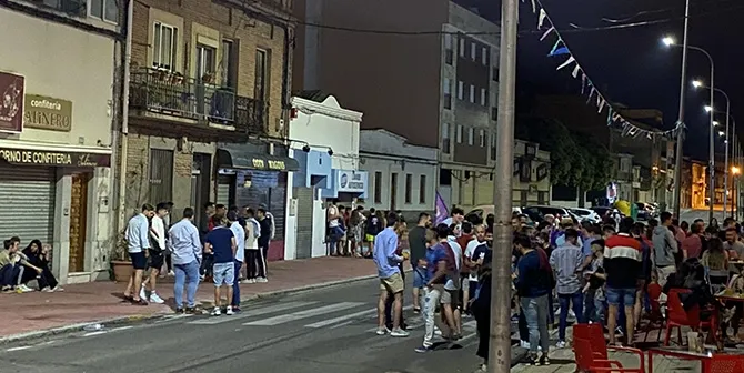 La zona de ocio de Peñaranda durante la noche del sábado
