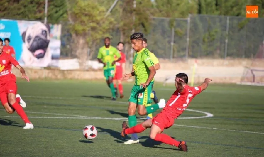 Motos en un partido con Unionistas. Foto de archivo