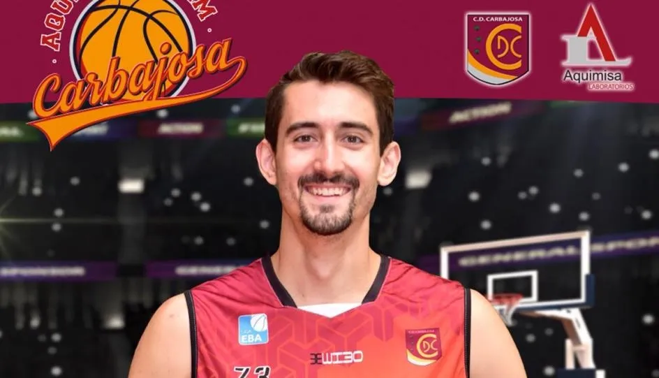 El alero vasco Iker Barbero ha renovado con el Aquimisa Carbajosa