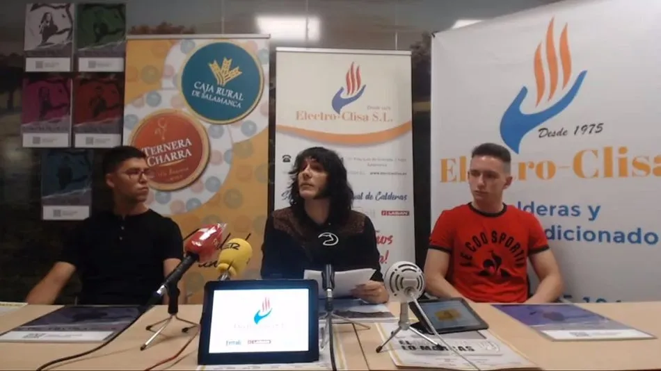 Instante de la presentación de la campaña de socios de Unionistas