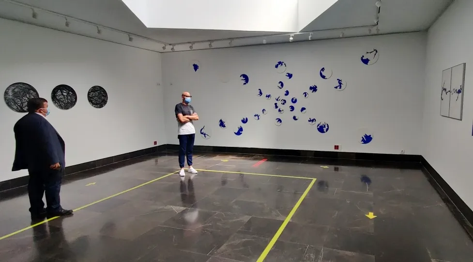 Coincidiendo con la reapertura, el Consistorio santamartino ha editado un catálogo en formato libro que recoge las ilustraciones en alta calidad de las obras que conforman la exposición