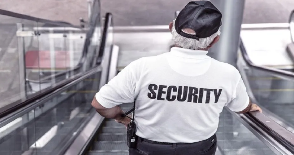 Las prendas más cómodas, baratas y personalizadas para los uniformes laborales