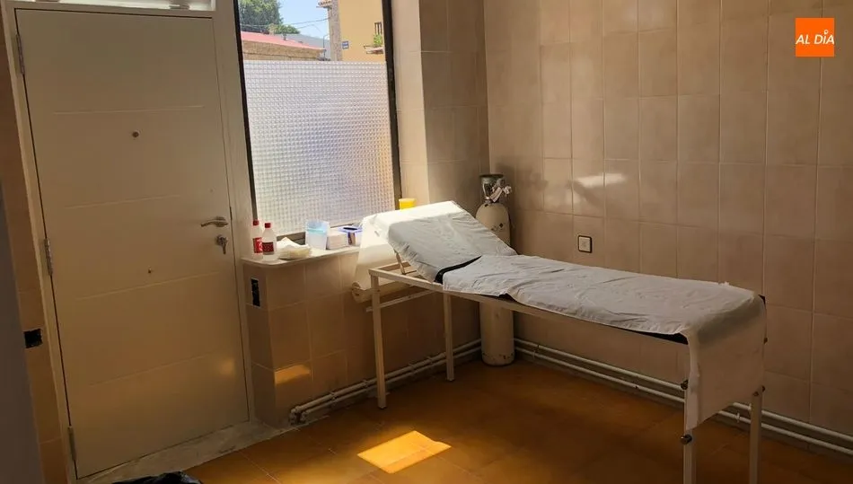 Interior de la zona dedicada a personas con síntomas compatibles con la COVID-19