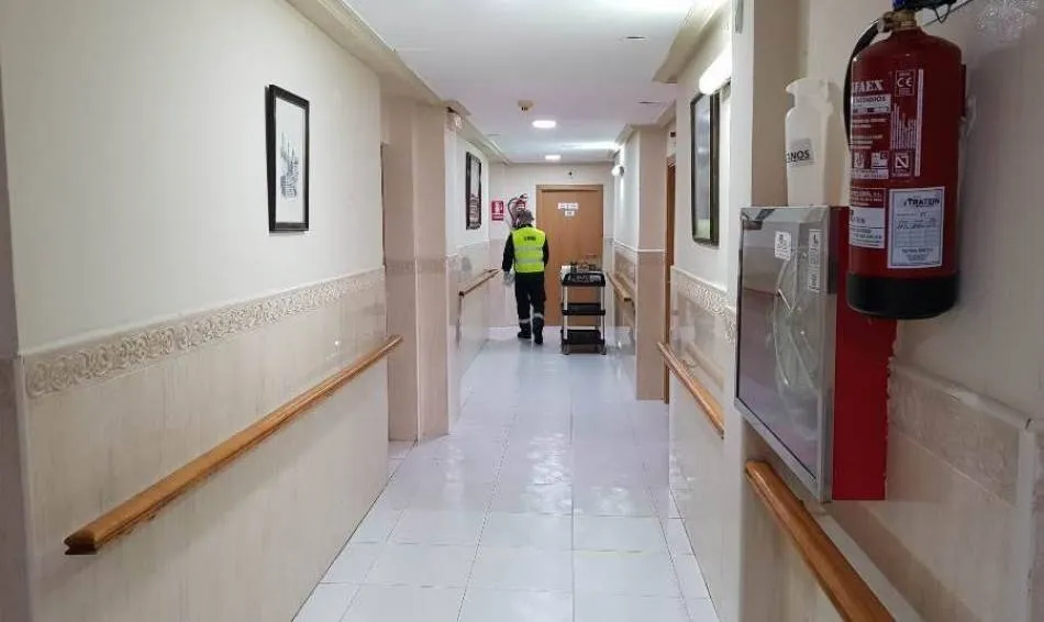 Interior de una residencia de mayores durante lo más duro de la pandemia