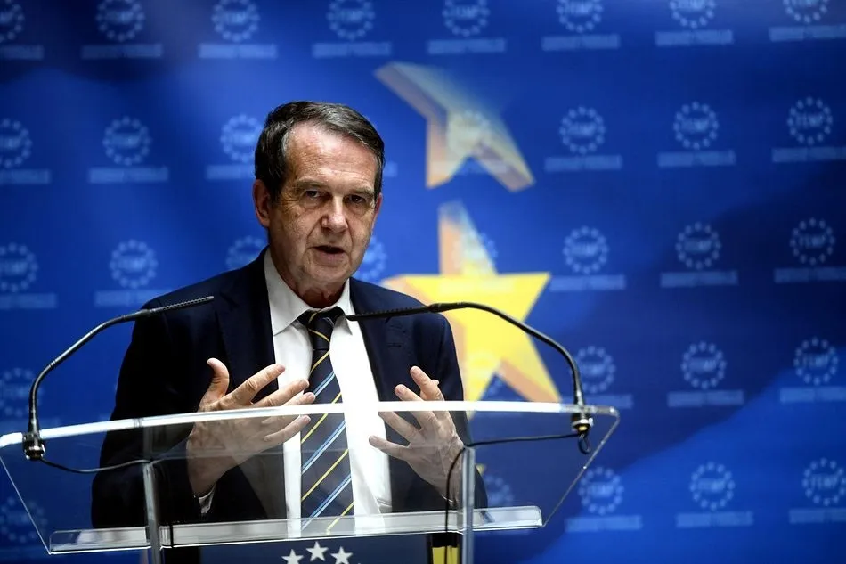 El presidente de la Federación Española de Municipios y Provincias (FEMP), Abel Caballero. - Óscar del Pozo - Europa Press