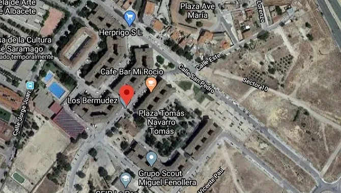 Un incendio del bloque de viviendas de Albacete se salda con un fallecido y 4 trasladados al...