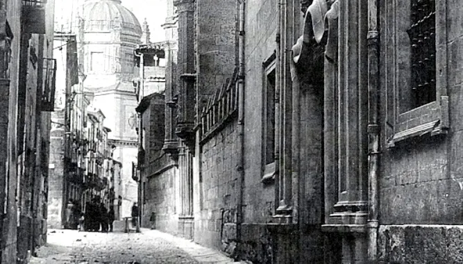 La calle Libreros, las raíces de la Salamanca más académica