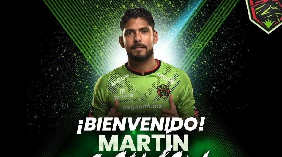 Martín Galván con la camiseta del FC Juárez, en el cartel con el que se ha anunciado su fichaje