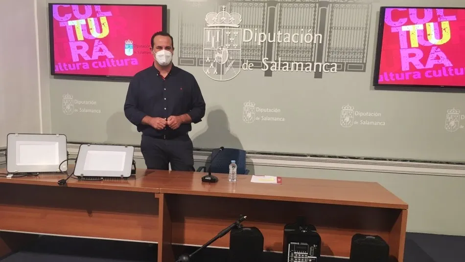 El diputado de cultura, David Mingo, informará de los nuevos equipos adquiridos a disposición de ayuntamientos para sus actividades culturales.