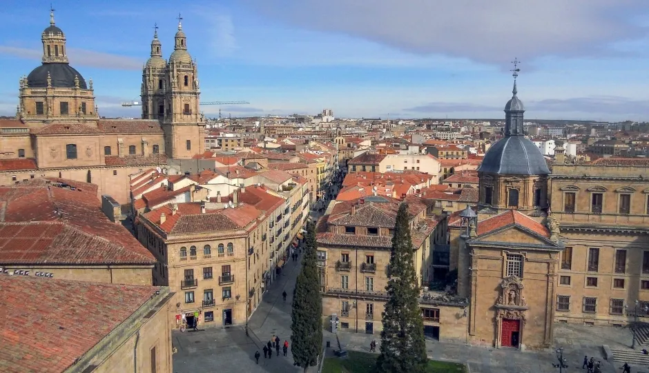 Vista de Salamanca desde la torre de la Catedral