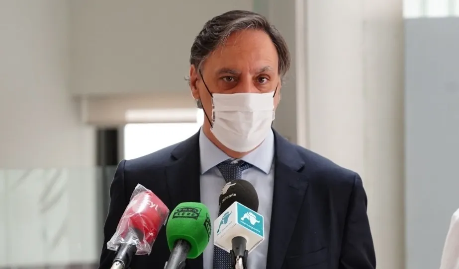 El alcalde de Salamanca y secretario general del Partido Popular de Salamanca, Carlos García Carbayo